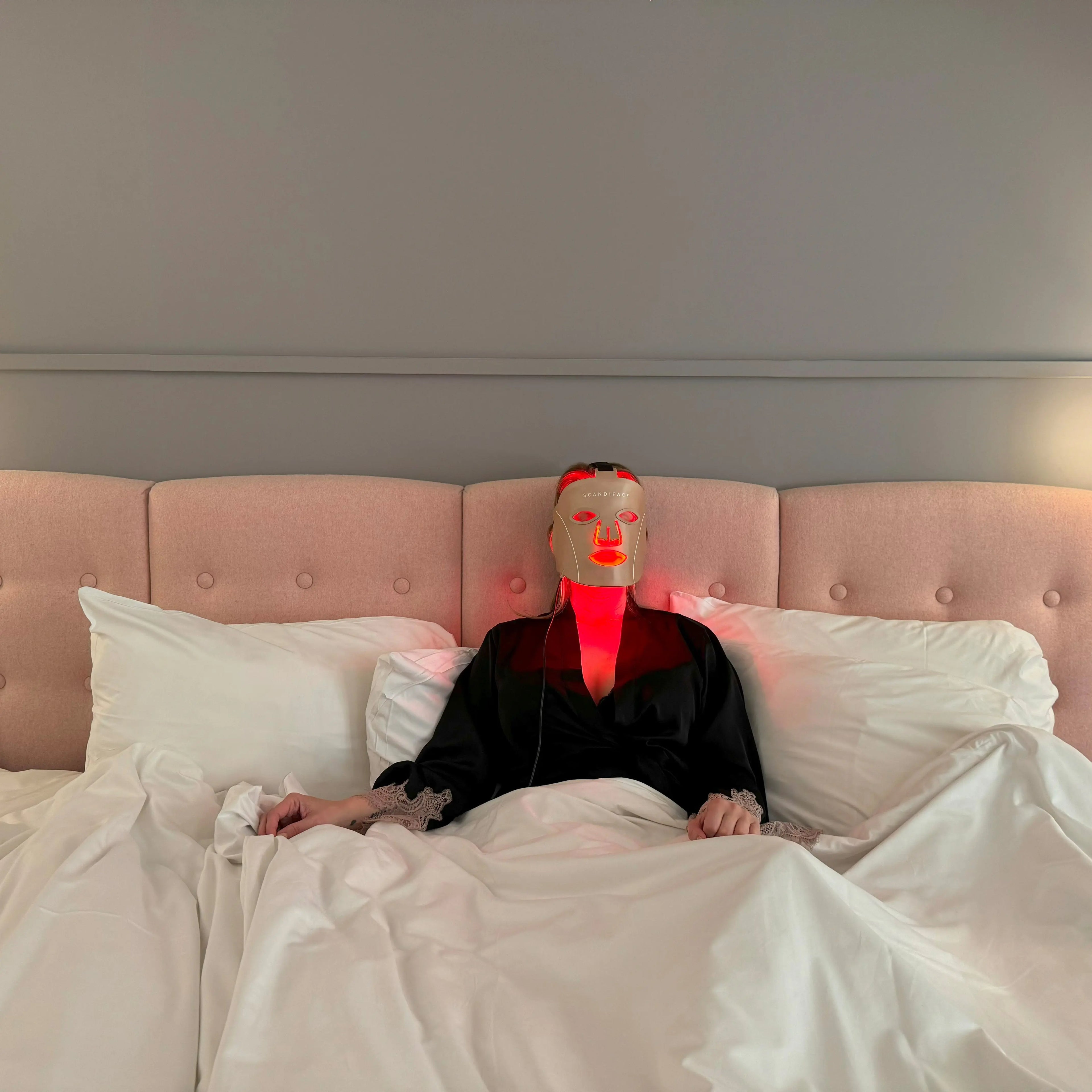 SCANDIFACE Skinboosting LED mask SCANDIFACE